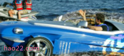 世界十大水陆两栖车 疯狂劲爆的水上兰博基尼跑车  第1张