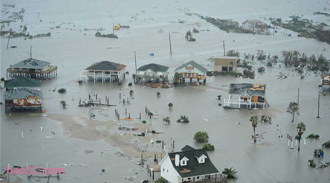 美国历史上十大飓风 每一场飓风都是无情的灾难  第6张