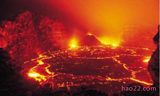 世界十大最具毁灭性的火山爆发 中国西南部火山2亿6千万年前导致物种灭绝  第10张