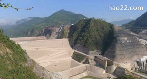 十大世界上最高的水坝 双江口水电站坝高为314米  第3张