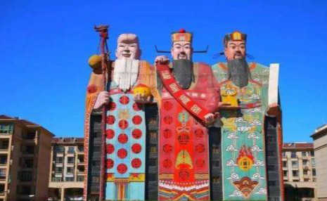 中国十大最丑建筑  北京大裤衩榜上有名 第8张